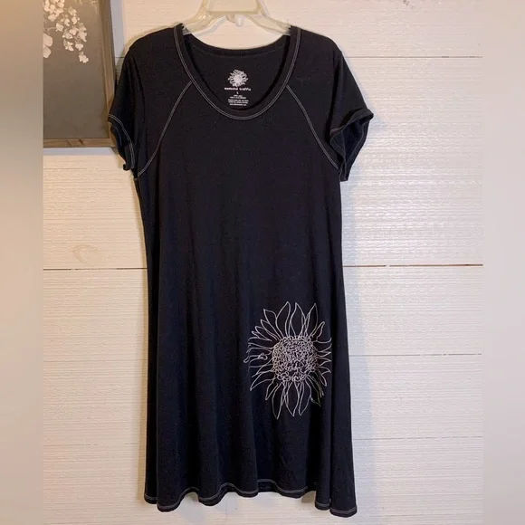 short black sunflower dress Buy Sexy Sleeveless Sunflower Dresses for Women, Color Contrast Holiday Party Short Mini Bodycon Dress, Black, XX-Large at Amazon.in